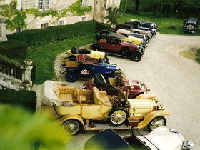  Chateau De La Cote Hotel, 